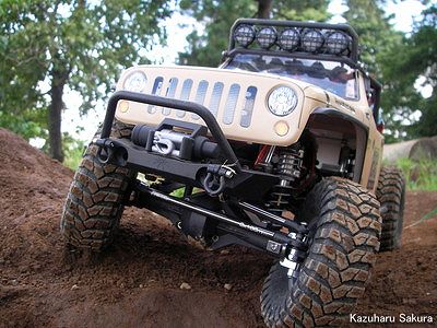 Axial(アキシャル)・SCX10・ジープ ラングラー G6